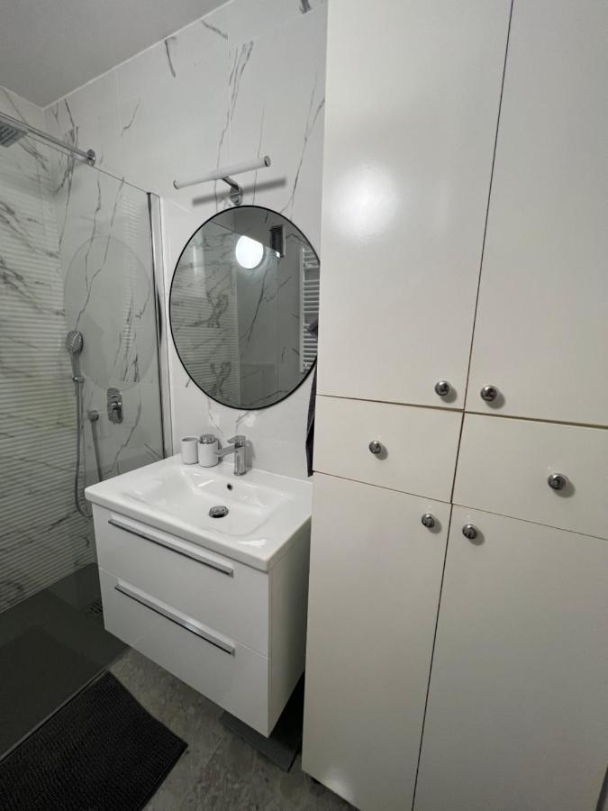 City Center Apartment Twiggy Makarska Buitenkant foto