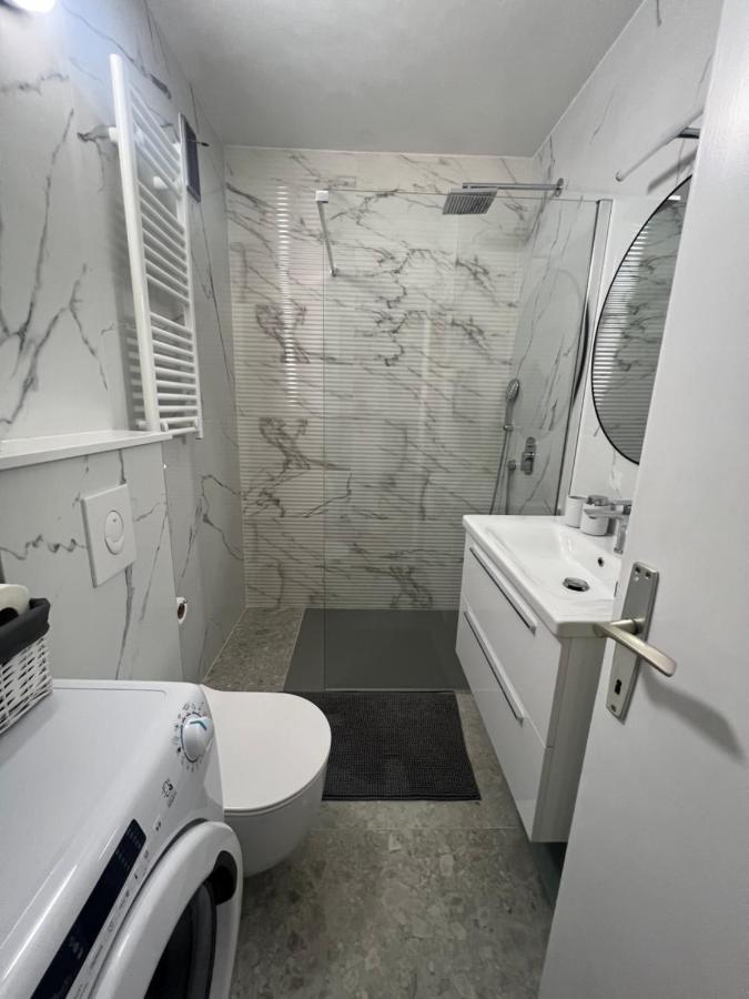 City Center Apartment Twiggy Makarska Buitenkant foto